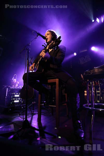 ASHTON NYTE - 2019-09-26 - PARIS - Bus Palladium - 
